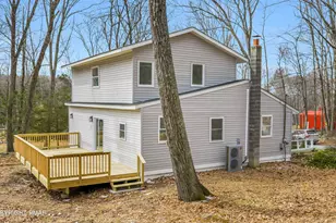 107 Juniper Dr, Greentown, PA 18426 - Photo 6