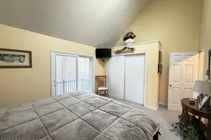 5933 Decker Rd, Bushkill, PA 18324 - Photo 16