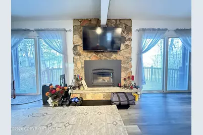  5933 Decker Road, Bushkill, PA 18324 - Photo 12