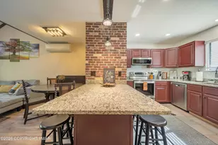 25 Middle Village Way, Tannersville, PA 18372 - Photo 2