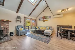 25 Middle Village Way, Tannersville, PA 18372 - Photo 8