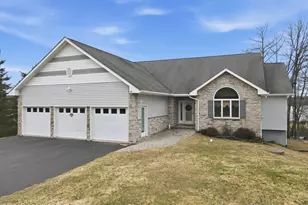 281 Bear Creek Lake Dr, Jim Thorpe, PA 18229 - Photo 2