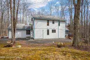 111 Outpost Way, Pocono Pines, PA 18350 - Photo 4