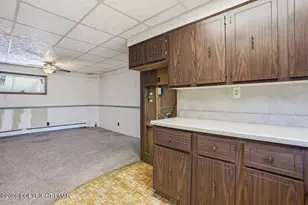 127 Burgoon Rd, East Stroudsburg, PA 18301 - Photo 6