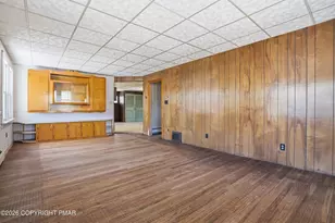 127 Burgoon Rd, East Stroudsburg, PA 18301 - Photo 8