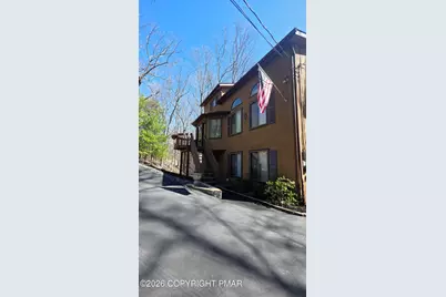  163 Hyland Drive, East Stroudsburg, PA 18301 - Photo 4