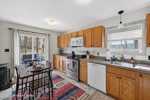 185 Salisbury Rd, Bushkill, PA 18324 - Photo 14