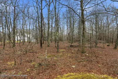  14 B Spruce Run Drive, Dingmans Ferry, PA 18328 - Photo 10