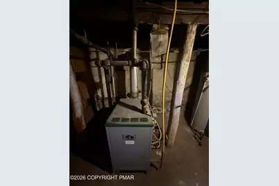  81 Carroll Street, Pittston, PA 18640 - Photo 14