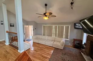 2933 Melody Ln, Tobyhanna, PA 18466 - Photo 4