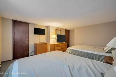 243 High Pass Way, Tannersville, PA 18372 - Photo 16