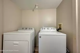 21 Middle Village Way, Tannersville, PA 18372 - Photo 10