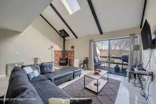 21 Middle Village Way, Tannersville, PA 18372 - Photo 8