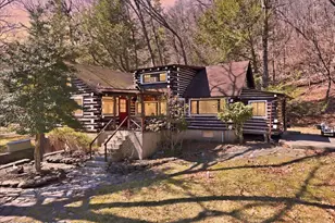 1074 Stony Creek Rd, East Stroudsburg, PA 18302 - Photo 2