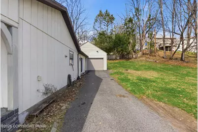  138 Maple Avenue, East Stroudsburg, PA 18301 - Photo 4