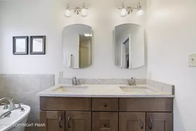  293 Wolf Hollow Road, Lake Harmony, PA 18624 - Photo 10