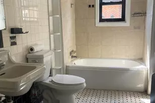 245 Washington St, East Stroudsburg, PA 18301 - Photo 20