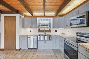 29 Tanglewood Ln, Lake Ariel, PA 18436 - Photo 6