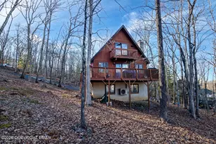 2267 Southport Dr, Bushkill, PA 18324 - Photo 4