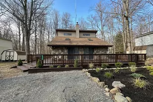 7272 Long Pine Dr, Tobyhanna, PA 18466 - Photo 2