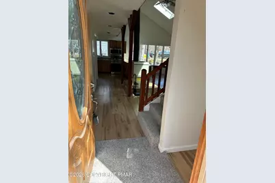  7272 Long Pine Drive, Tobyhanna, PA 18466 - Photo 4