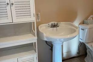 1564 Spruce St, Stroudsburg, PA 18360 - Photo 12