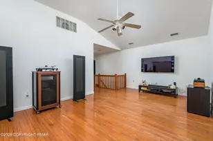 6159 Decker Rd, Bushkill, PA 18324 - Photo 28