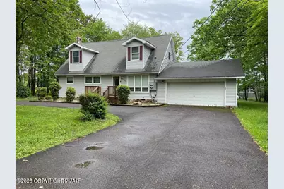  147 Summit Avenue, Pocono Summit, PA 18346 - Photo 2