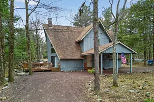 31 Boulder Rd, Lake Harmony, PA 18624 - Photo 2