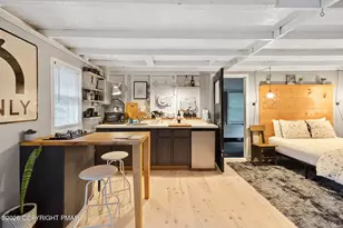 111 Sweet Pea Ln, Pocono Pines, PA 18350 - Photo 10