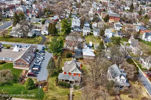 29 N New St, Nazareth, PA 18064 - Photo 56