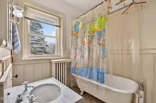 29 N New St, Nazareth, PA 18064 - Photo 48