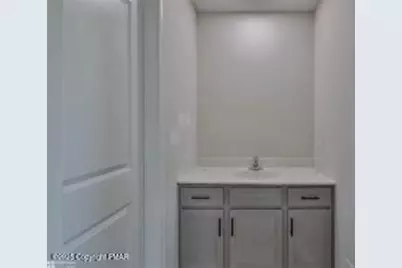  665 Sipos Drive, Northampton Township, PA 18067 - Photo 16