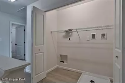  665 Sipos Drive, Northampton Township, PA 18067 - Photo 12