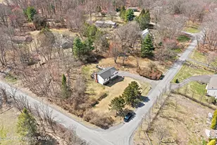 109 Pleasant Ln, Stroudsburg, PA 18360 - Photo 22