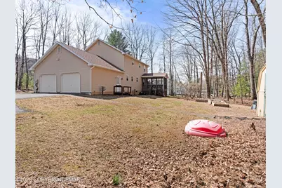  236 Longwoods Drive, Saylorsburg, PA 18353 - Photo 8