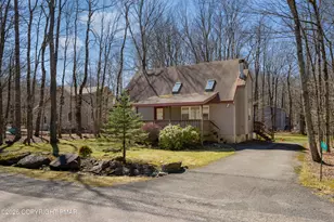 2135 Lehigh Dr, Pocono Lake, PA 18347 - Photo 2