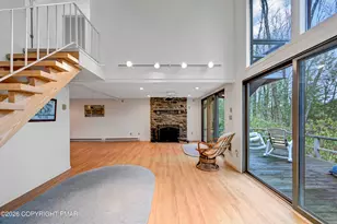 6174 Lakeview Dr, Pocono Pines, PA 18350 - Photo 16