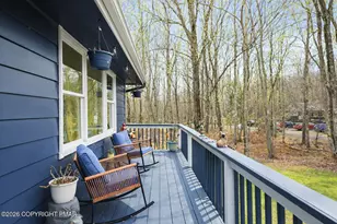 124 Shawnee Dr, Pocono Lake, PA 18347 - Photo 6