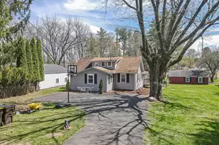 813 Stokes Mill Rd, Stroudsburg, PA 18360 - Photo 4