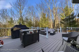 389 Joanne Ct, Bartonsville, PA 18321 - Photo 12