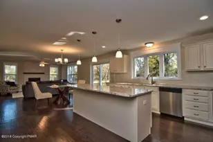 709 Kennedy Ct, East Stroudsburg, PA 18301 - Photo 12