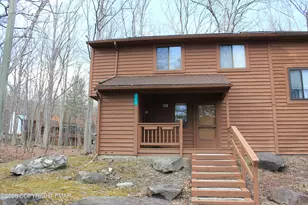 211 Falls Cir, Bushkill, PA 18324 - Photo 1