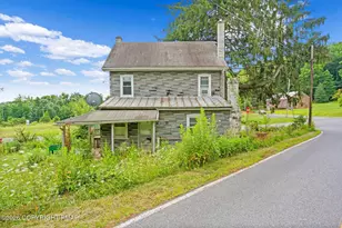 395 Holtzman Rd, Reinholds, PA 17569 - Photo 8