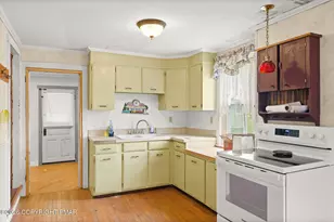 395 Holtzman Rd, Reinholds, PA 17569 - Photo 18