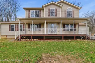 59 Crestwood Dr, Mount Pocono, PA 18344 - Photo 2