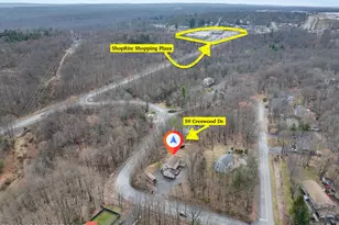 59 Crestwood Dr, Mount Pocono, PA 18344 - Photo 4