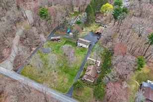 253 Thomas Rd, Blakeslee, PA 18610 - Photo 1