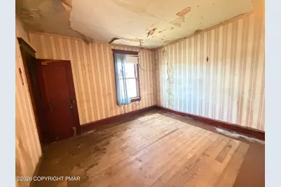  270 3rd Street, Coaldale, PA 18218 - Photo 30