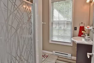 395 Shawnee Valley Dr, East Stroudsburg, PA 18302 - Photo 32